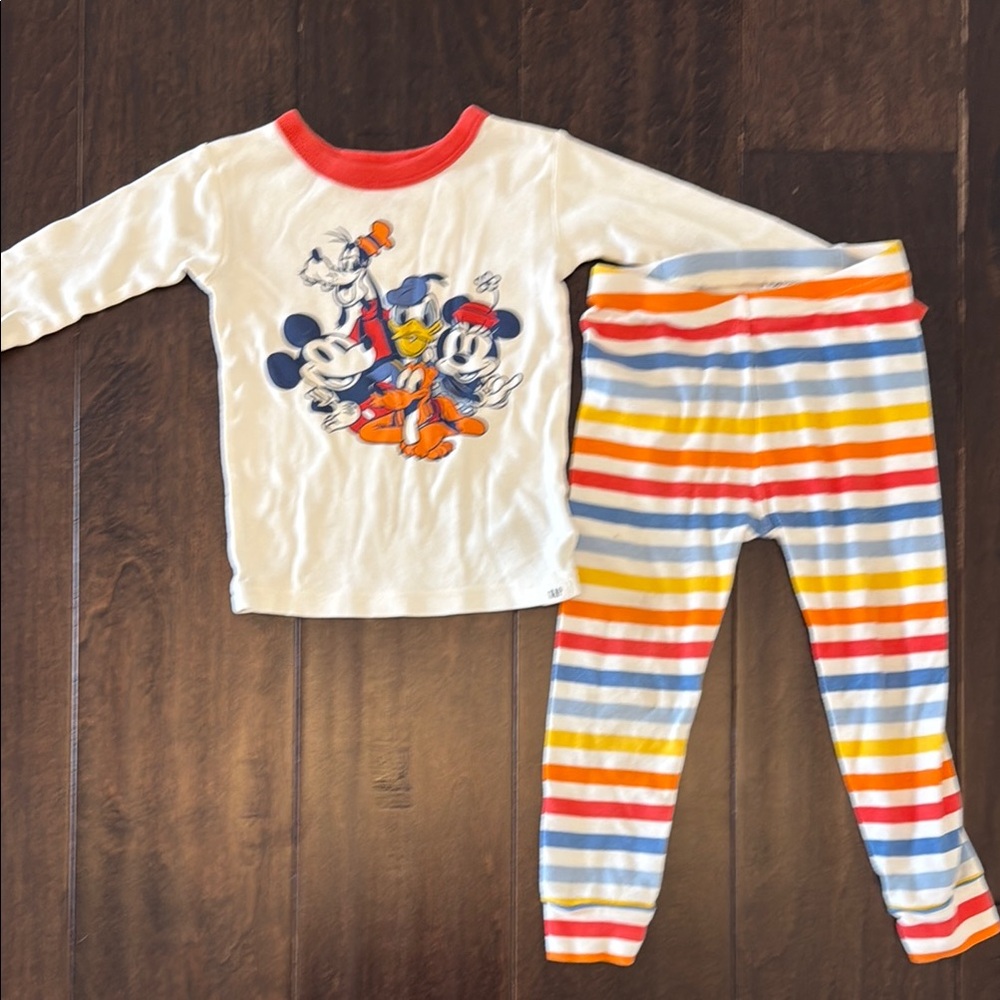 Gap Disney Gender Neutral Mickey,Minnie,Pluto, Donald and Goofy striped pajamas